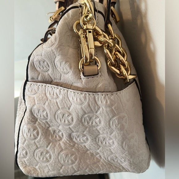 Michael Kors Chain Satchel Bag- Vanilla - Picture 3 of 16
